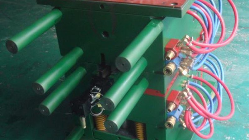 汽车塑胶模具定制：材料选择背后的考量