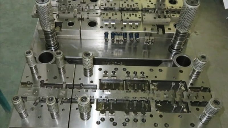 双色模具加工：揭秘其工艺与选型要点